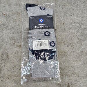 Ben Sherman Socks Mens Size 6-12 Gray & Navy Blue Floral Stately X Crew *NWT*
